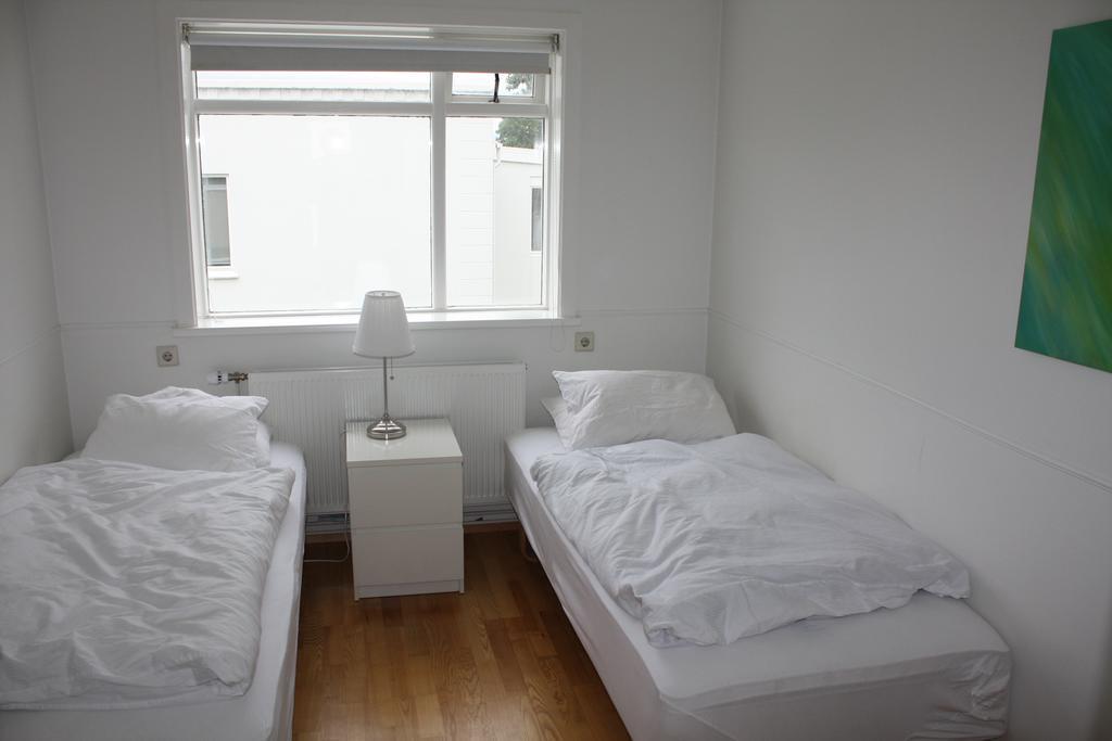 Brekkugata 33 Guesthouse Akureyri Extérieur photo