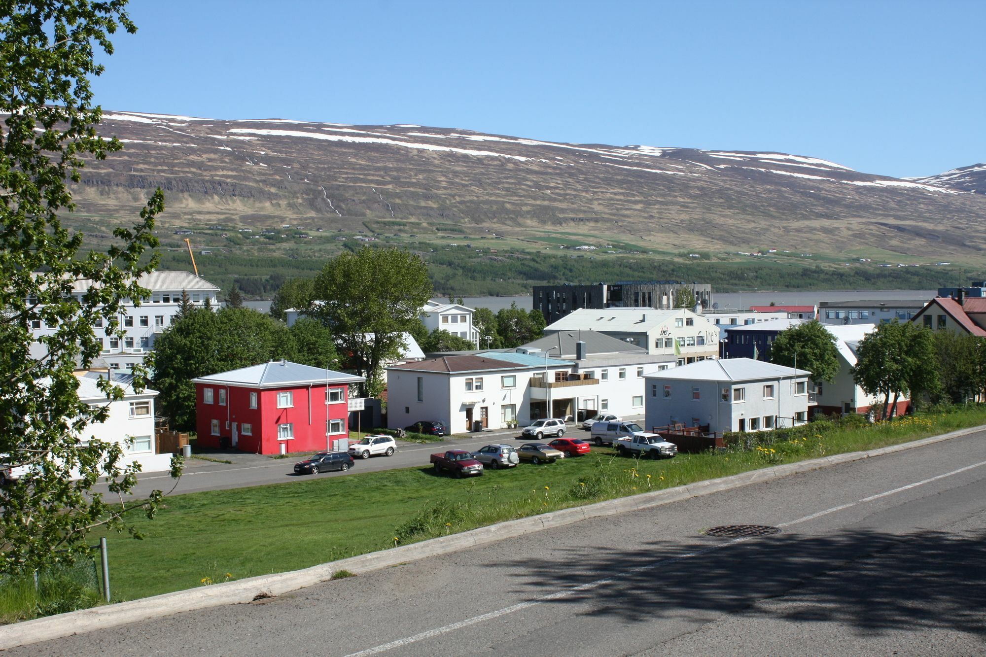 Brekkugata 33 Guesthouse Akureyri Extérieur photo